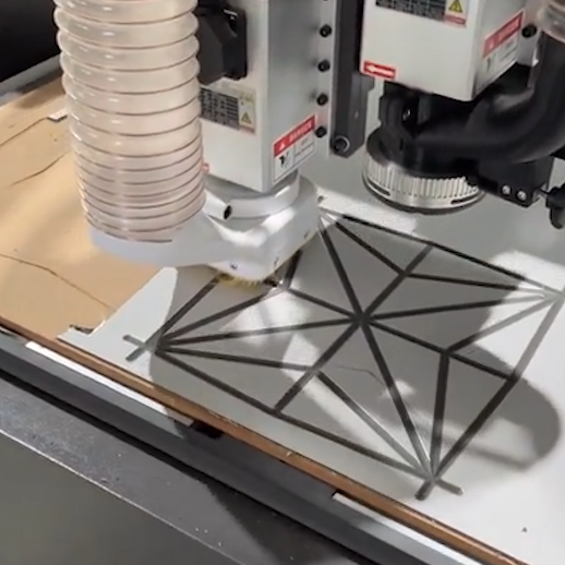 Router CNC para ACM