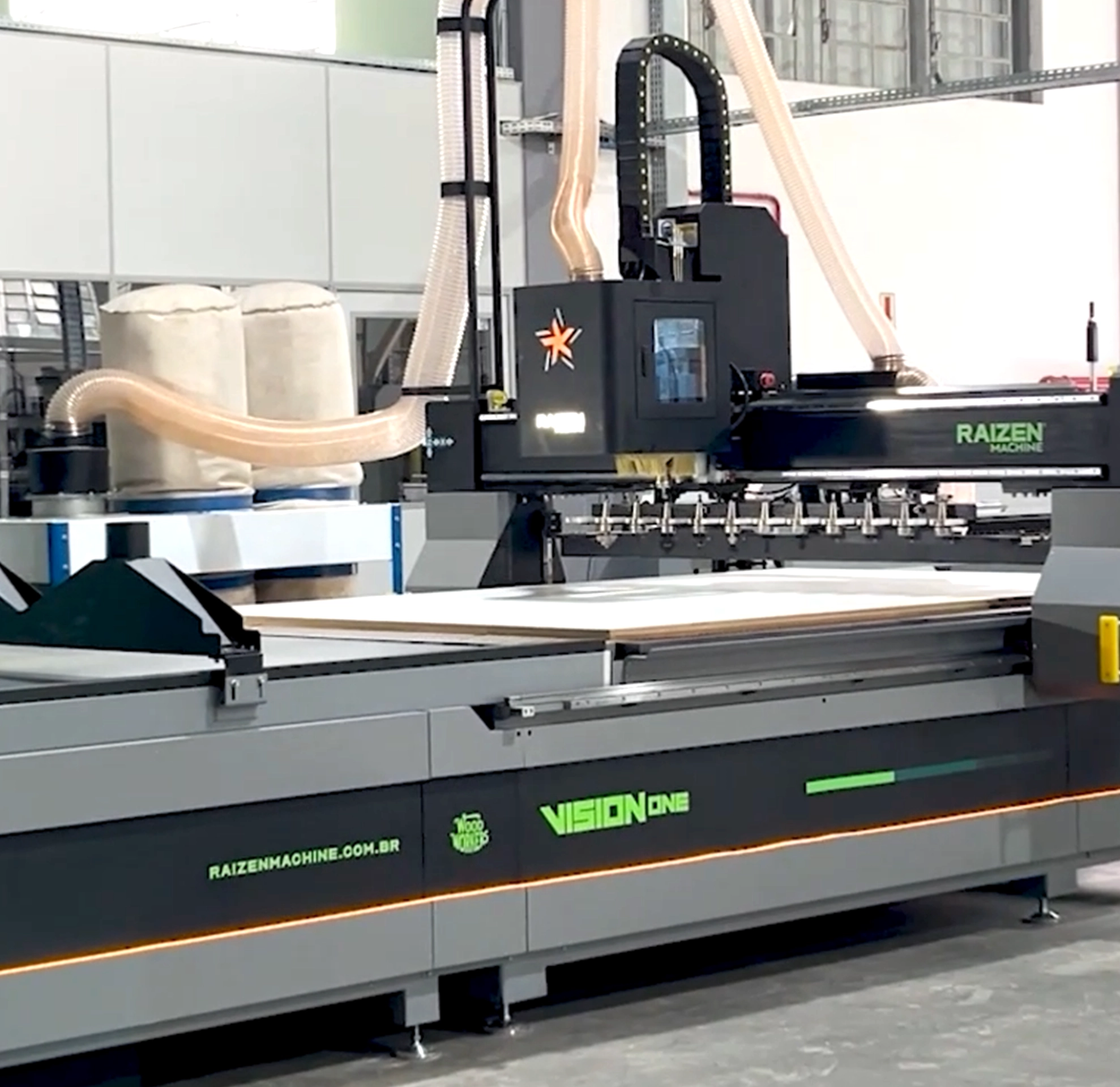 ROUTER CNC VISION ONE DA RAIZEN MACHINE